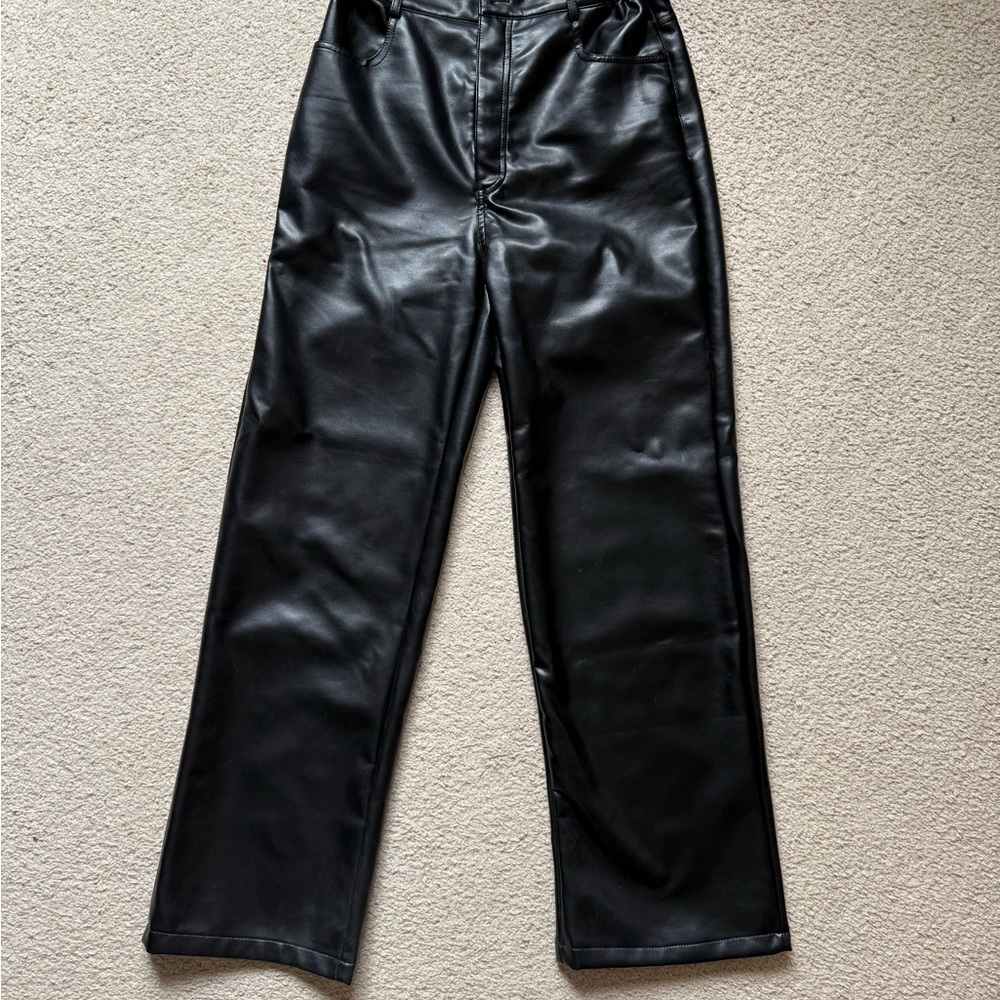 Woman’s Black Pants